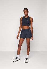 ICANIWILL MIRAGE CROPPED ZIP TANK TOP - Topper - black