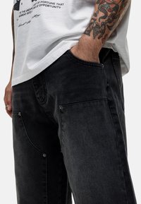 Good For Nothing - Szorty jeansowe