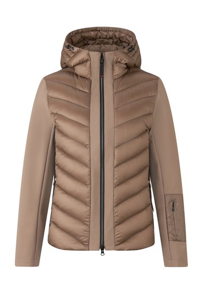 Brązowa ocieplana kurtka z kapturem, z przekątnym pikowaniem, zamkiem błyskawicznym z przodu oraz boczną kieszenią na zamek błyskawiczny. Gładkie wykończenie materiału.