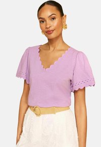 Unselected, lilac purple