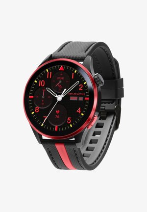 Orologio smartwatch nero con bezel e dettagli rossi. Presenta un quadrante nero texturizzato, tre sottodial e un cinturino nero con striscia rossa.