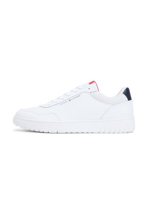 BASKET CORE LITE - Sneaker low - white
