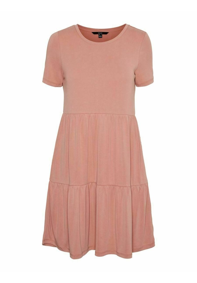 Kortärmad klänning i knä-längd i mjuk rosa tyg, med rund halsringning och en flerhövdad, flödande kjoldesign. Slät textur, utan mönster.