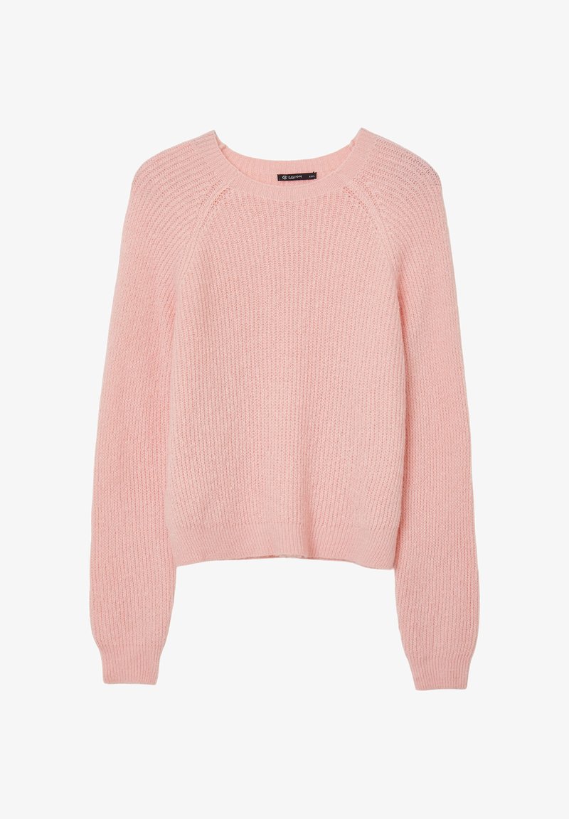 Pull en tricot rose clair avec un col rond, des manches raglan longues et un ourlet côtelé. La texture semble douce et confortable, avec une coupe décontractée.