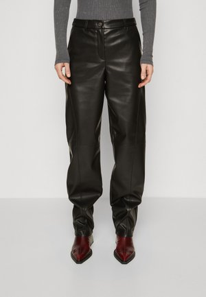 ONLY Tall ONLCARLA  - Bukse - black