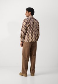 Scotch & Soda STRUCTURED PRINTED SHIRT - Camisa - blue/light brown