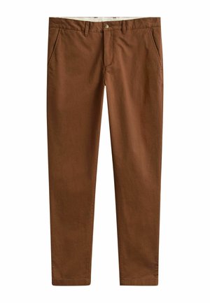 Herrenhose in Braun mit geradem Bein, seitlichen Taschen, Knopfverschluss und Gürtelschlaufen, auf weißem Hintergrund präsentiert.