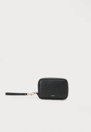 EMBOSSED POUCH - Listová kabelka - black