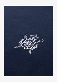 Sélectionné, navy