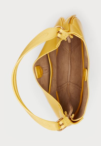 Polo Ralph Lauren POLO ID LEATHER SMALL SHOULDER BAG - Geantă crossbody - mustard