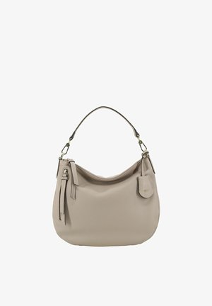 Sac à main en cuir beige avec une forme incurvée, une poignée courte et une poche zippée. Présente une finition texturée subtile et une ferrure dorée.