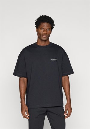 ESSENCE HEAVY PRINT - T-shirt con stampa - black