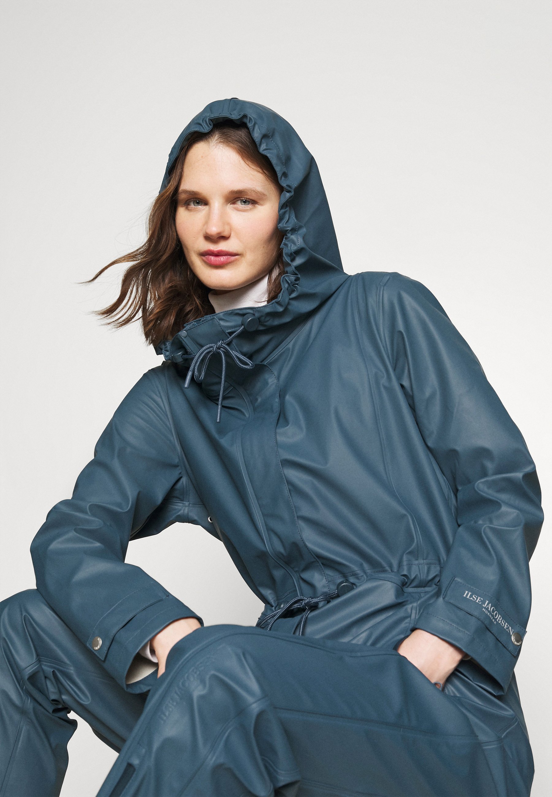 ILSE JACOBSEN 青 レインコート 34 新品未使用 Ilse Jacobsen Rain One Piece 2025 | www.applelady.ca