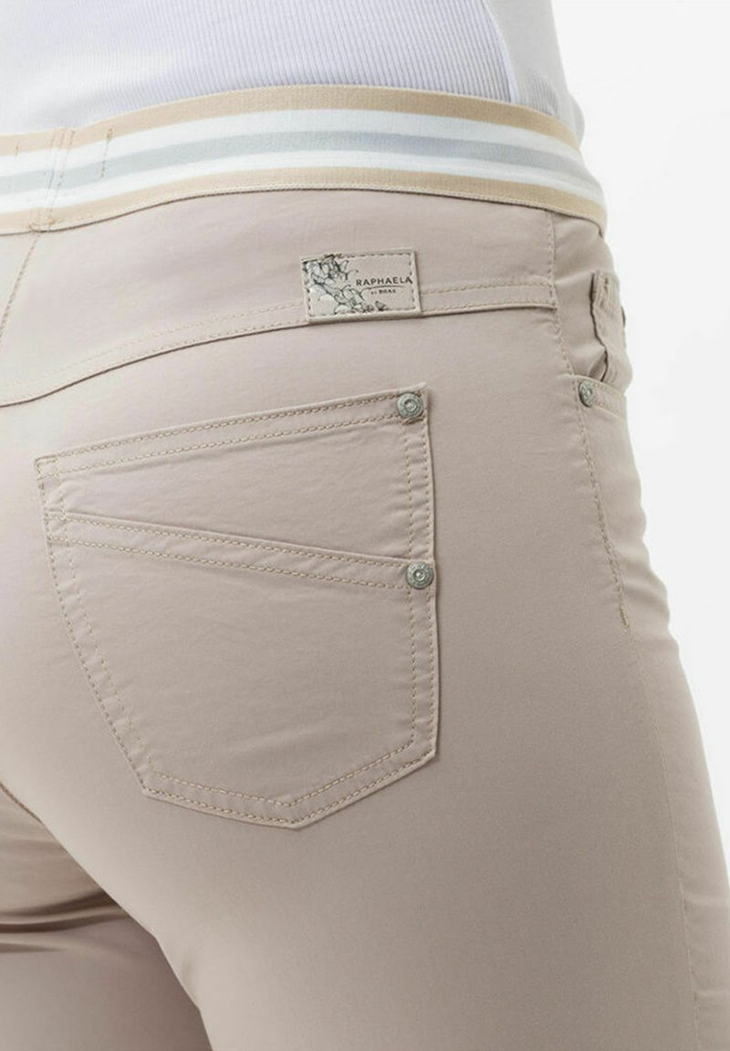 Damen Kleider | BRAX Shorts sand - BQ71285 Damen Kleider | BRAX Shorts sand - BQ71285