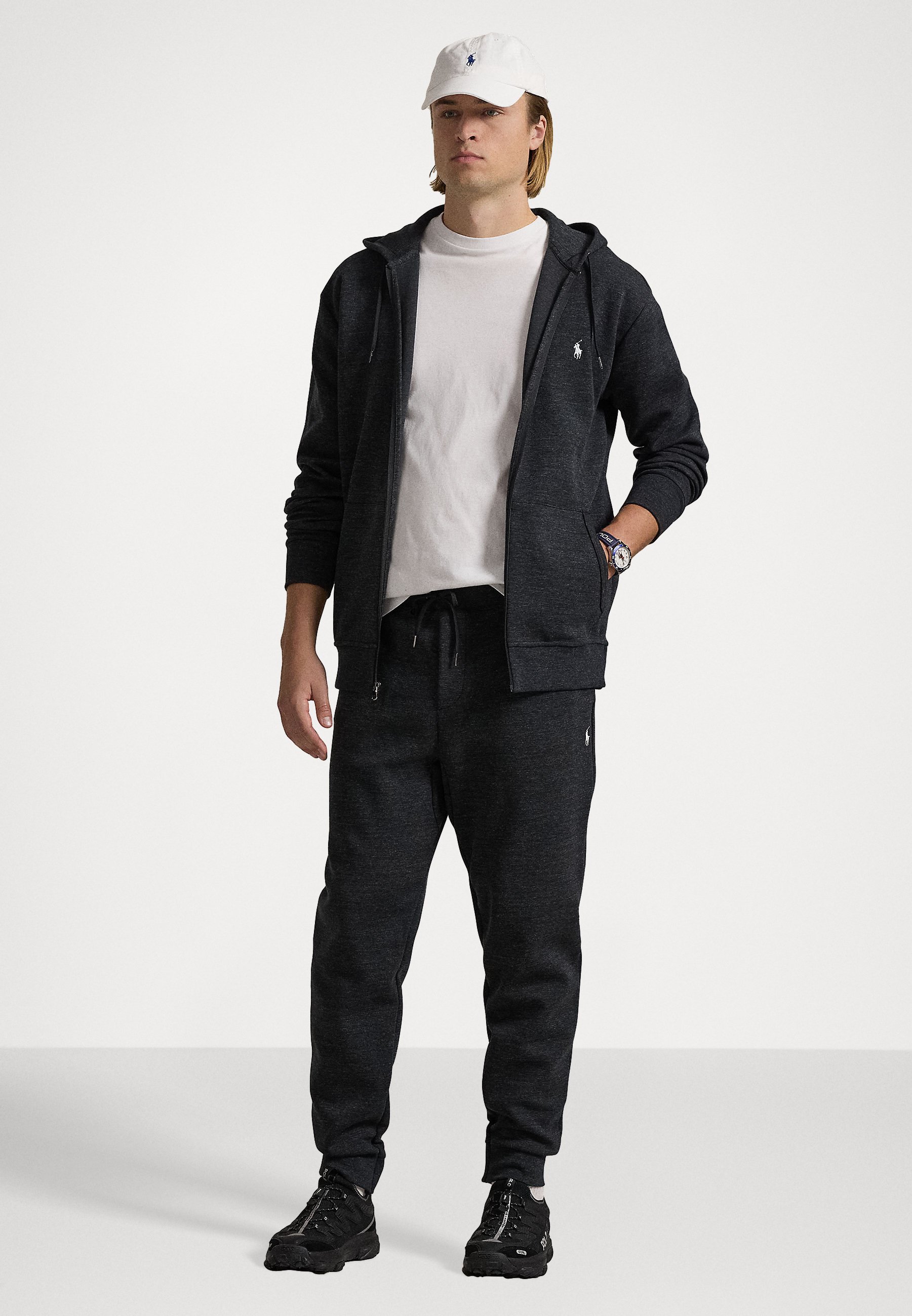 メンズウェア DOUBLE KNIT LOGO FULLZIP HOODIE BLACK PUMA Fit Double Knit Men's Full-Zip Hoodie | PUMA