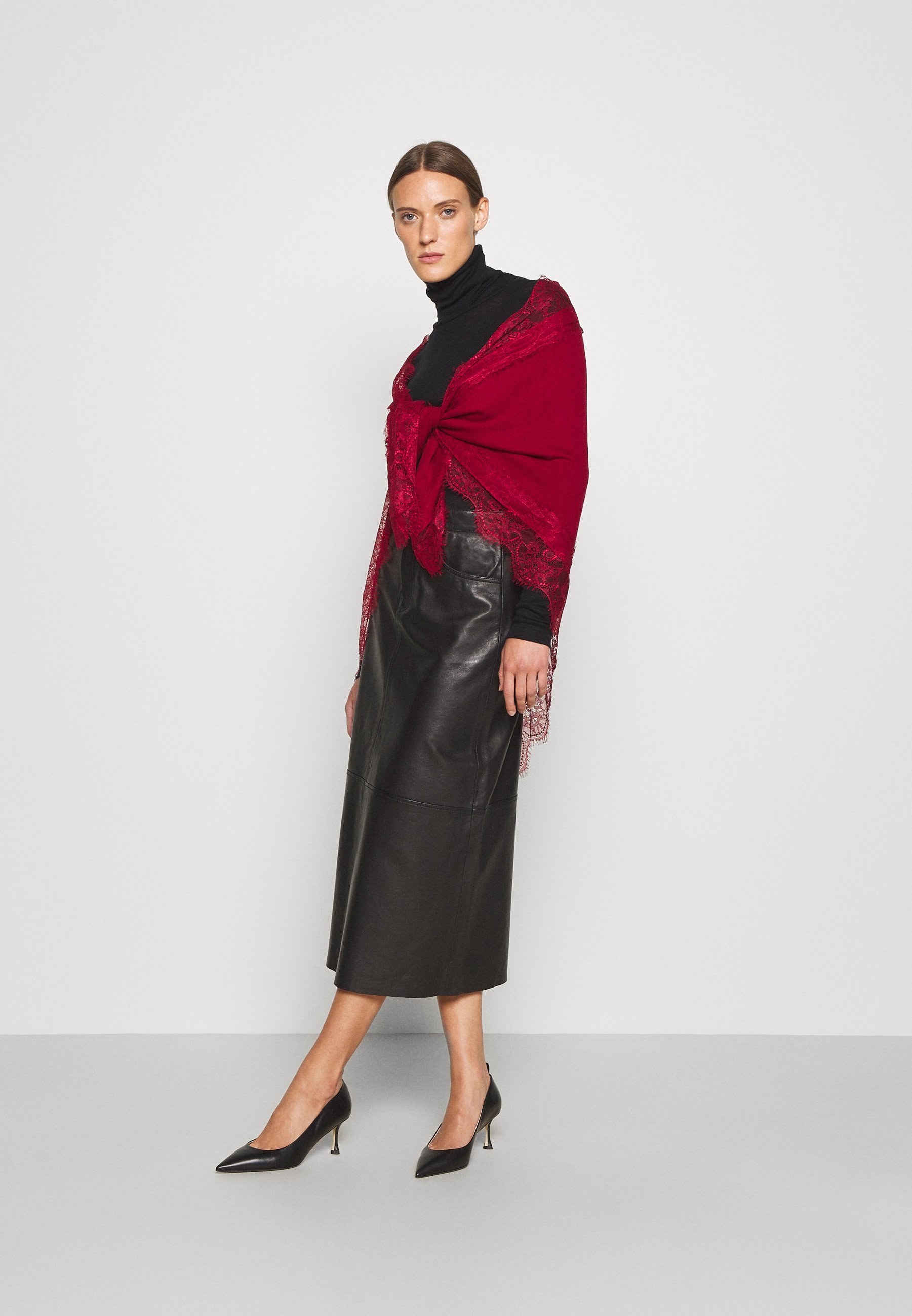 Women Cape Women Cape
