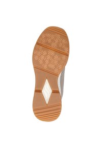 Suela de zapato gris claro con una superficie de goma texturizada, que presenta un patrón hexagonal y acentos en blanco, diseño puntiagudo en el talón.