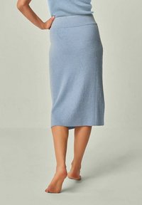 YOU LOOK PERFECT ERIKA - MERINO SKIRT IN RIB KNIT - Bleistiftrock - himmelblau