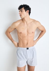 Björn Borg - 2 PACK - Boxer shorts - white Thumbnail Image 1
