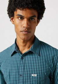 Wrangler Camisa - hydro blue