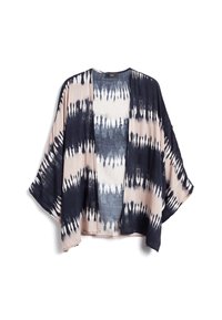 Kimono-stijl top van lichtgewicht stof, met een marineblauw en beige tie-dye patroon, wijde mouwen en een open voorkant.