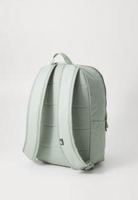 Nike Sportswear HERITAGE UNISEX - Mochila - jade horizon/white