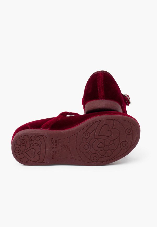 MERCEDITAS  – Riemchenballerina – burdeos