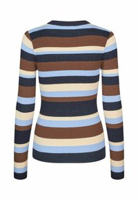 Pulover cu manșon lung, cu striații, în dungi orizontale de culoare albastru închis, albastru deschis, crem, maro și bleumarin. Are un design ajustat și decolteu tip crew.