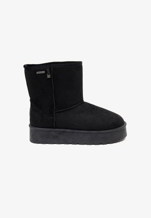 Juodi aulinukai iki kulkšnies, pagaminti iš zomšos, su apvalia nosimi, plokščiomis gumos padais ir siuvinėtų detalių; turi mažą prekės ženklo etikėtę šone.