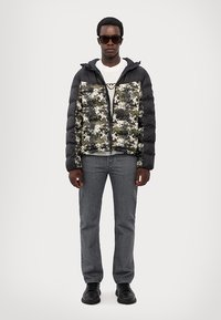 EA7 Emporio Armani GIUBBOTTO - Giacca invernale - fancy black