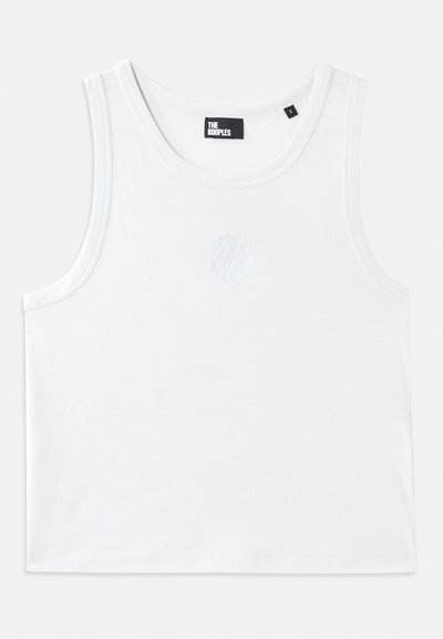 Λευκό αμάνικο μπλουζάκι από βαμβάκι, με στρογγυλή λαιμόκοψη, μεγάλες μανικέτες και ένα μικρό ανάγλυφο λογότυπο στο κέντρο εμπρός. Λείο υλικό.