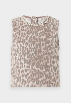 Haut beige sans manches avec imprimé léopard abstrait et bordure décorative autour de l'encolure, fermeture à bouton dans le dos.
