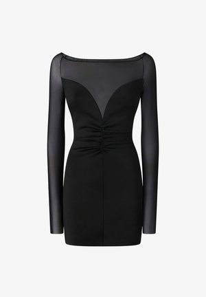 Vestido negro con mangas largas de organza y escote tipo barco. Presenta detalles fruncidos en la cintura. Hecho de un material suave y elástico.