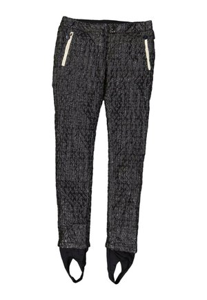 Pantalones negros con textura, con bolsillos de cremallera blancos y correas para los pies adjuntas sobre un fondo blanco.