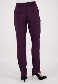 JE M'APPELLE Broek - paars