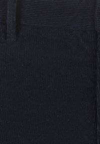 Thumbnail Image 5