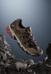 ASICS SportStyle GEL SONOMA UNISEX - Sneakers low - black/clay canyon