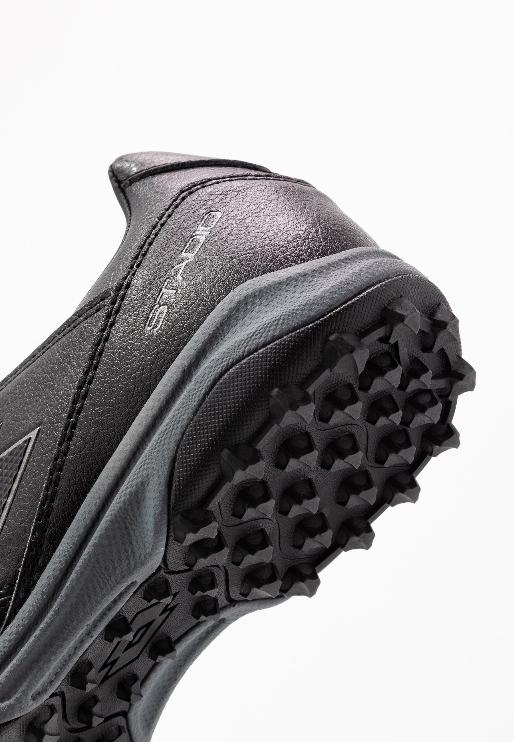 lotto astro turf boots