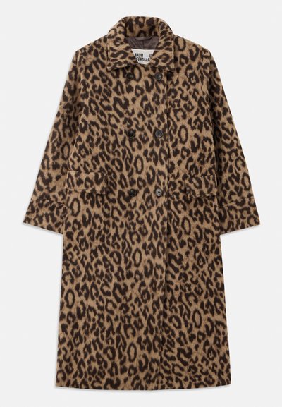 Cappotto a stampa leopardata in marrone e nero, con design doppiopetto, colletto a punte e due tasche frontali. Tessuto morbido.