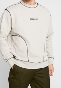 Mennace Felpa - beige