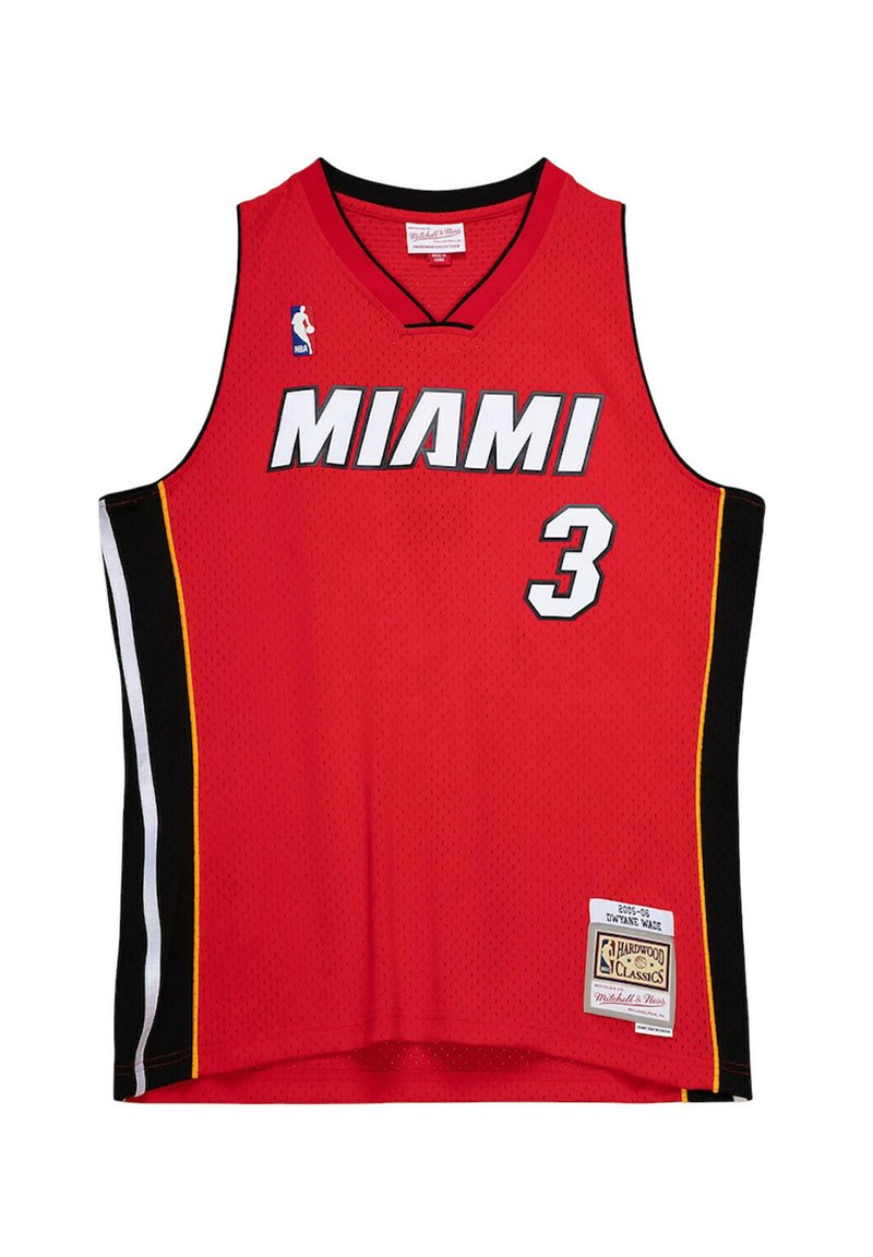 Rotes Basketballtrikot mit "MIAMI" in weißen Buchstaben, Nummer "3" in Weiß. Mit schwarzen Seiten und gelben Akzenten, aus Meshmaterial.