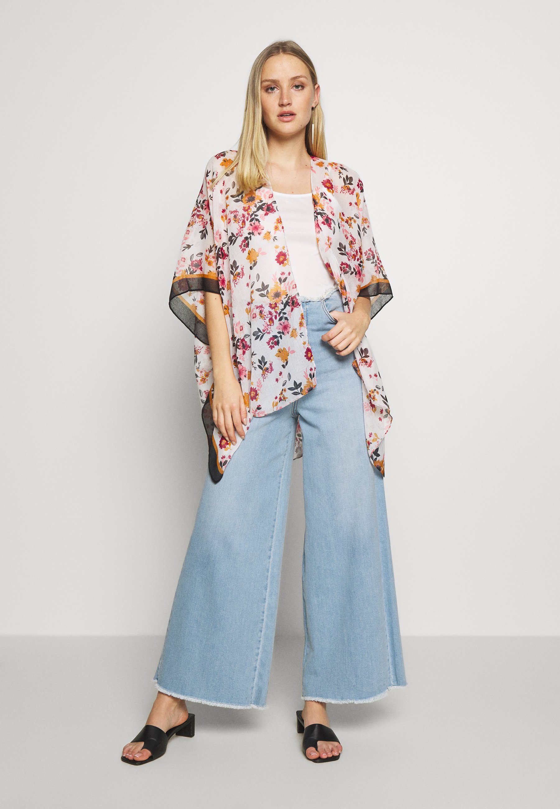Anna Field Lett jakke off white Zalando.no Jakke fra Anna Field | FINN.no