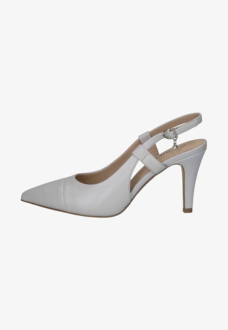 Escarpin blanc en cuir avec talon haut, bout pointu, détail découpé et bride de cheville ajustable. Texture lisse et talon effilé.