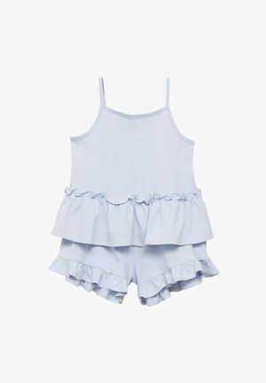 Completo per bambini a due pezzi di colore blu chiaro, composto da una maglietta senza maniche con volant e pantaloni corti abbinati con orli arricciati. Tessuto morbido e liscio.