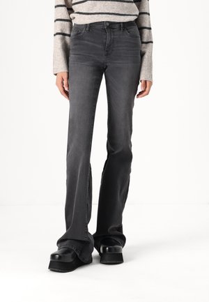 ONLPAOLA - Flared Jeans - grey denim