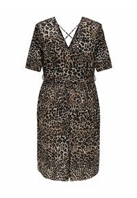 Leopardmönstrad klänning med V-ringning, korta ärmar och åtsittande midja. Tillverkad av mjukt tyg med en lätt och svävande textur.
