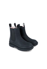 Botas Chelsea negras hechas de goma suave, con paneles laterales elásticos, lengüetas y una suela de goma texturizada para un mejor agarre.