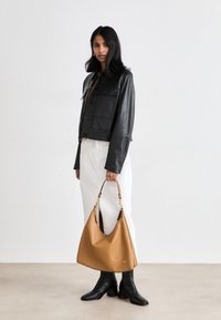 COACH JULIET SHOULDER BAG - Shopping bag - honey brown