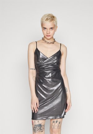 HIGH SHINE LONGLINE STRAPPY DRESS  - Vestido de cóctel - black