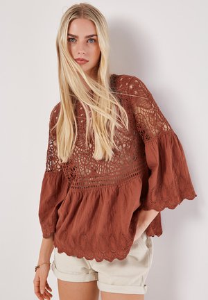 Apricot Blouse - rust